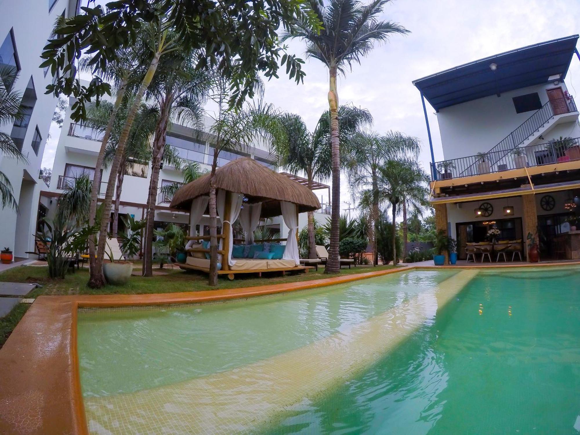 Dos Lunas Aparthotel Dr Juan Eulogio Estigarribia Esterno foto